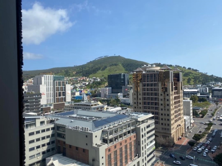 2 Bedroom Property for Sale in Cape Town City Centre Western Cape
